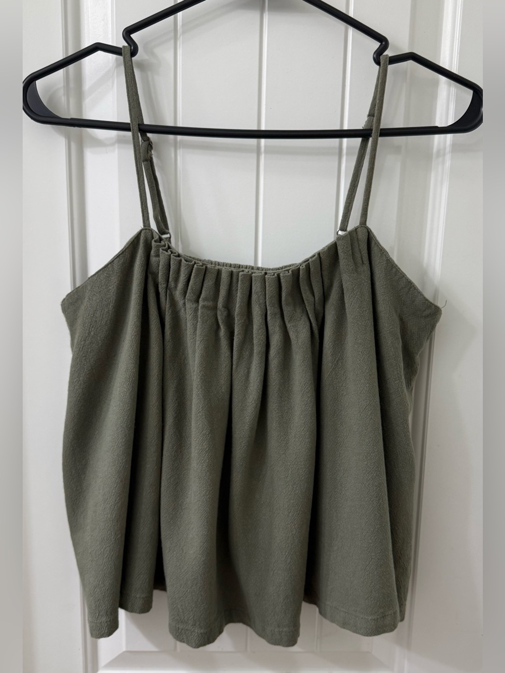 Reaet by Jane Olive Green Pleated Spaghetti Strap Tank Top Camisole